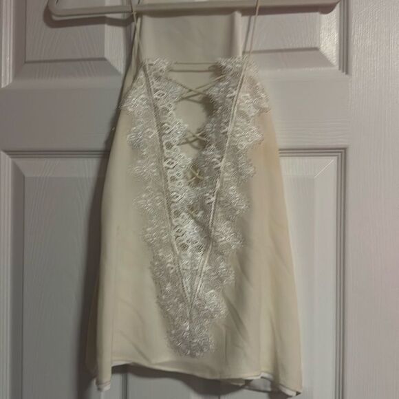 White Lace Cami NYC Tank Top - Size Small Silk Tank - Like New - Picture 1 of 3